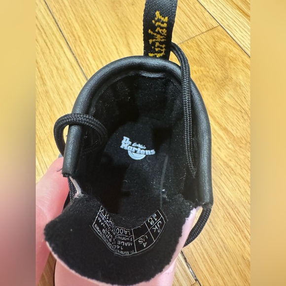 Dr. Martens Newborn Leather Booties - Picture 5 of 8